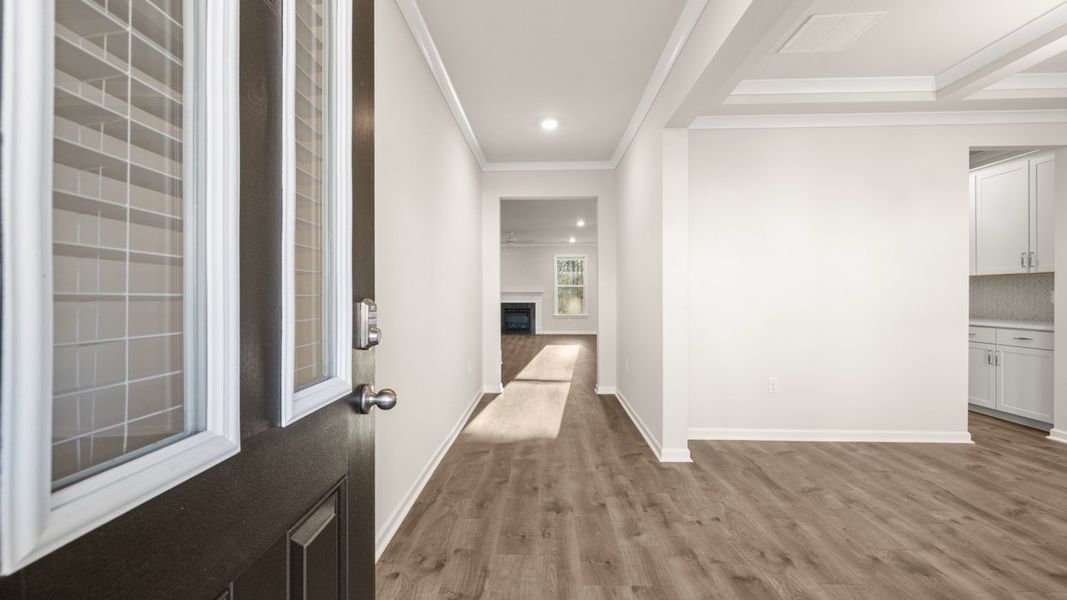 Spacious, unfurnished interior of a new home in Water Oak Estates, Lawrenceville (Image 16).