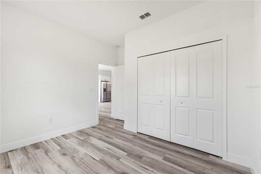 Spacious, unfurnished interior of a new home in , Ocala (Image 28).
