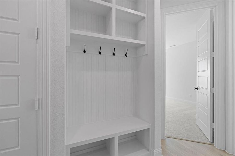 DAL_Painted Tree_Easton_3925 Menard Street (33) DAL_Painted Tree_Easton_3925 Menard Street (33)