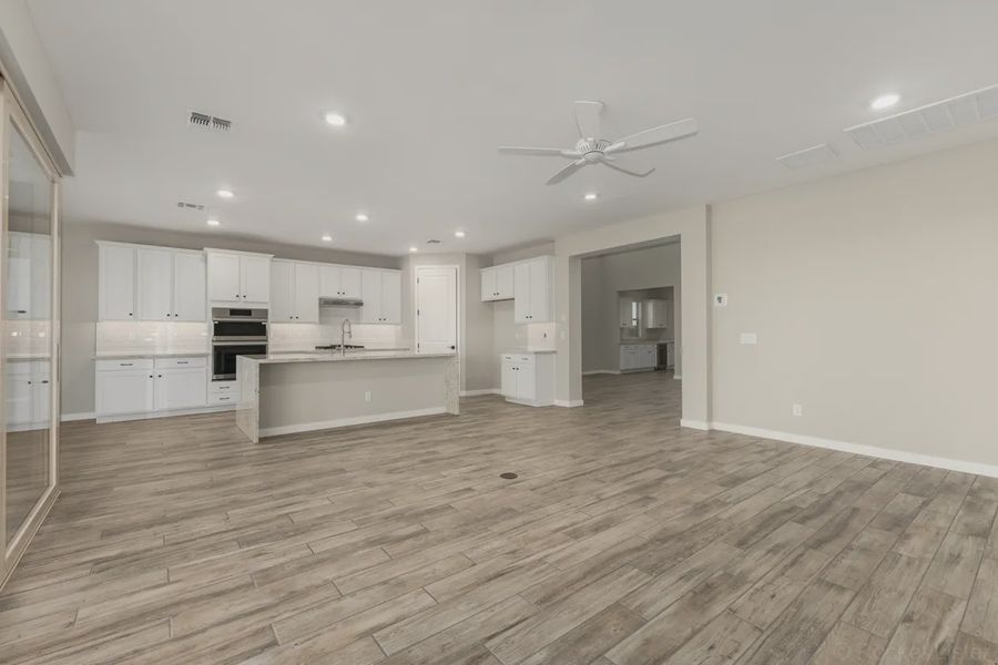 Spacious, unfurnished interior of a new home in Forté at Granite Vista, Waddell (Image 24).
