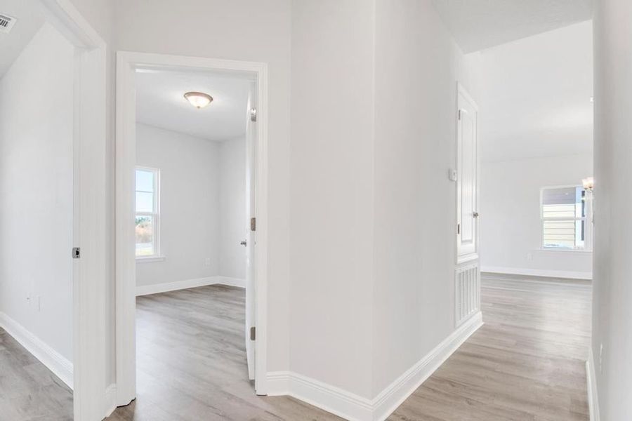 Representative unfurnished interior of a home built from the Plan 1530 by Adams Homes in Ridgeway Landing, Crestview (Image 17).