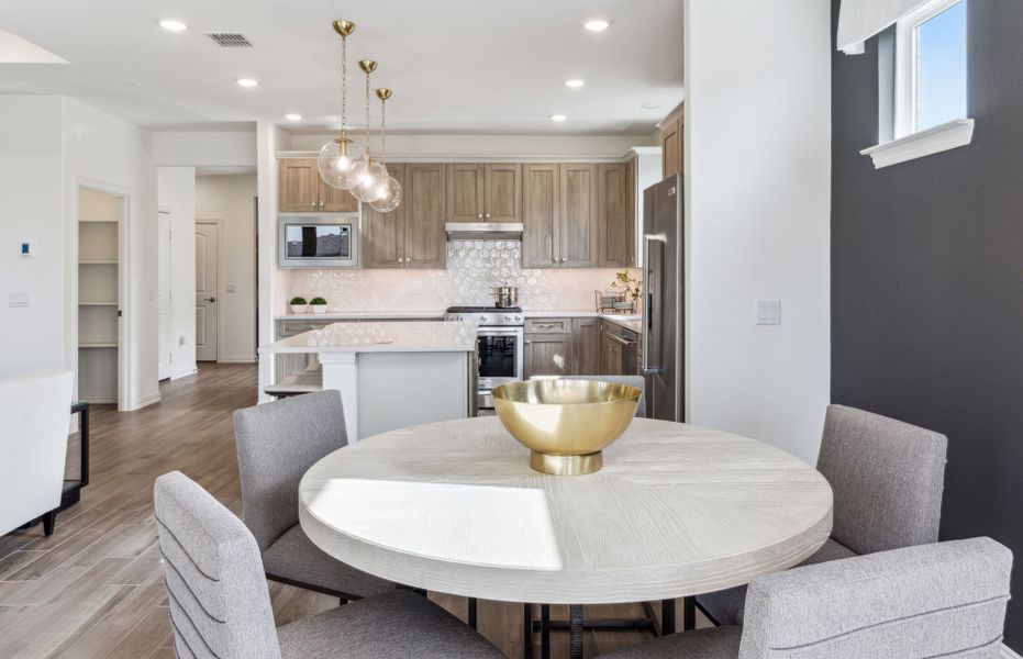 Representative furnished interior of a home built from the Prosperity by Del Webb in Del Webb Sugar Land at Ryehill, Rosenberg (Image 17). Representative furnished interior of a home built from the Prosperity by Del Webb in Del Webb Sugar Land at Ryehill, Rosenberg (Image 17).