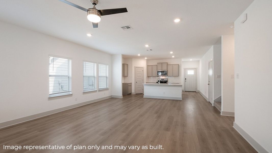 Representative unfurnished interior of a home built from the The Quincy by D.R. Horton in Steele Creek, Cibolo (Image 15).