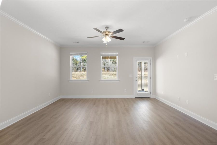 Spacious, unfurnished interior of a new home in Windsor, North Augusta (Image 19).