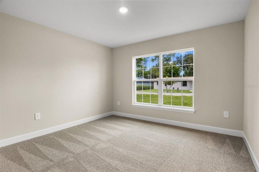 Spacious, unfurnished interior of a new home in , Eagle Lake (Image 24).