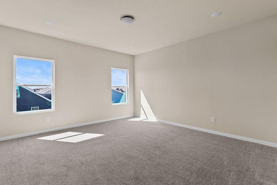 Spacious, unfurnished interior of a new home in Trails of Fossil Creek, Fort Worth (Image 24).