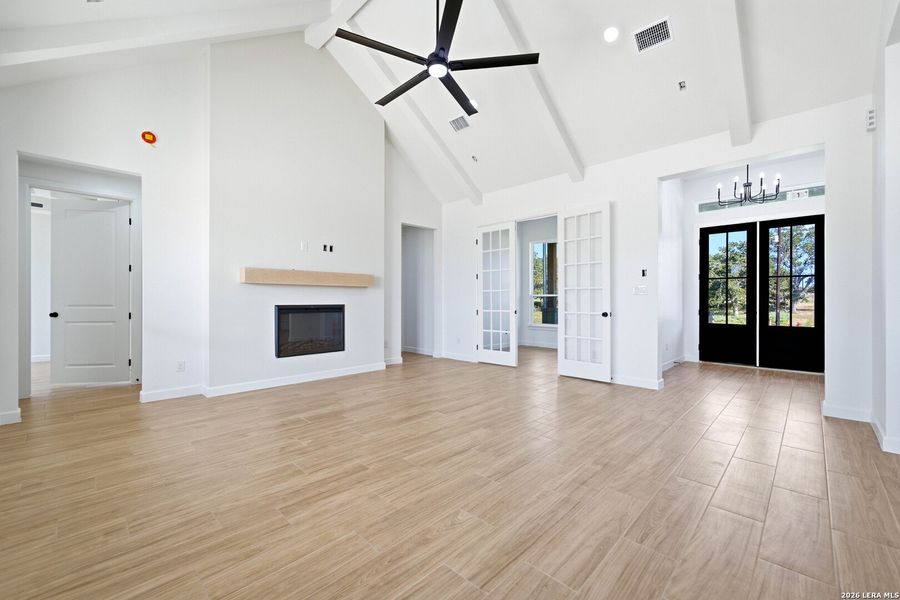Spacious, unfurnished interior of a new home in , Floresville (Image 28). Spacious, unfurnished interior of a new home in , Floresville (Image 28).