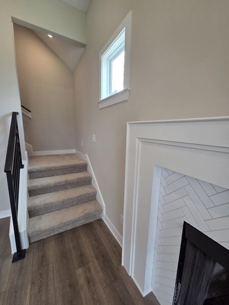 Spacious, unfurnished interior of a new home in Twin Oaks, Oakland (Image 24).