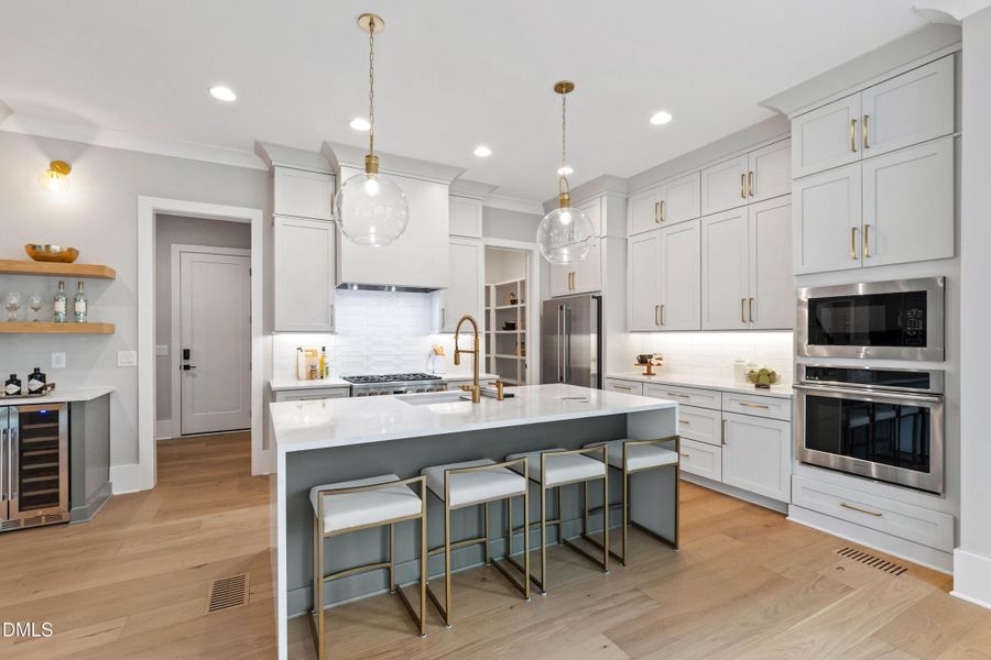 Spanish (36) Spanish (36)