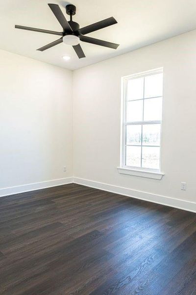 Spacious, unfurnished interior of a new home in , Henderson (Image 30).