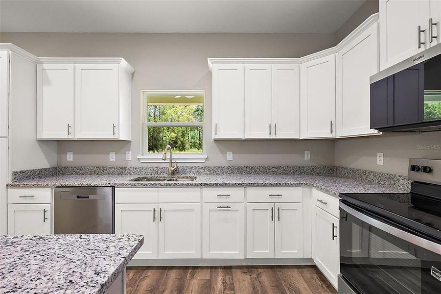 Furnished interior view inside a new home in , Dunnellon (Image 8).