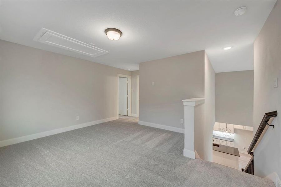 Spacious, unfurnished interior of a new home in Mantua Point Classics, Van Alstyne (Image 25).