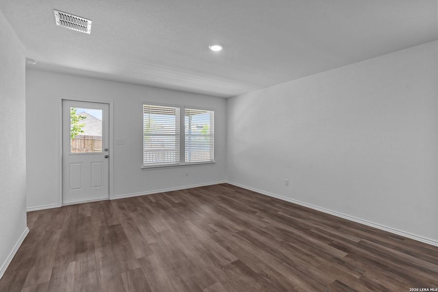 Spacious, unfurnished interior of a new home in Meadows at Clear Springs, New Braunfels (Image 18). Spacious, unfurnished interior of a new home in Meadows at Clear Springs, New Braunfels (Image 18).