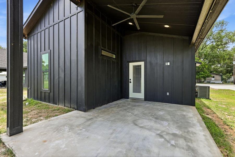 Exterior details and patio area of a home in , Bridgeport (Image 3).