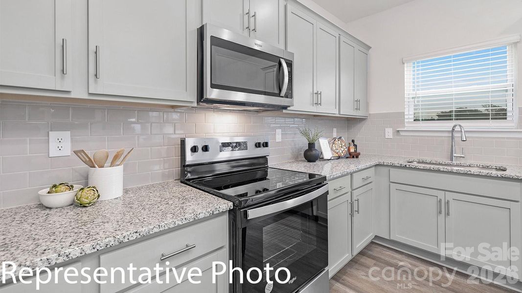 Furnished interior view inside a new home in Fergus Crossing, York (Image 4).