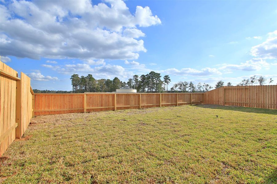 Exterior details and patio area of a home in Cielo, Conroe (Image 20). Exterior details and patio area of a home in Cielo, Conroe (Image 20).