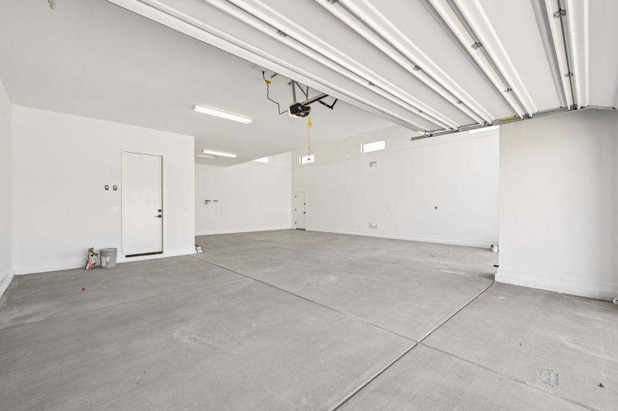 4 Car garage with RV Garage Option. Finishes and options may vary. 4 Car garage with RV Garage Option. Finishes and options may vary.