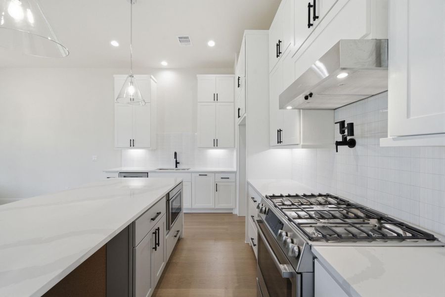 Furnished interior view inside a new home in Spring Valley Creek, Houston (Image 11).