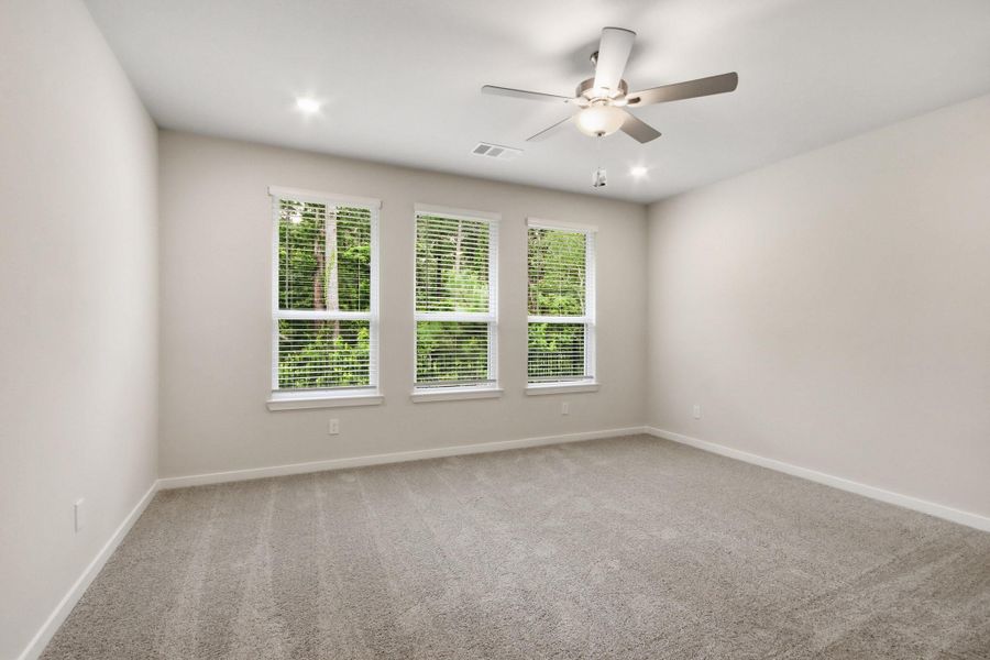 Spacious, unfurnished interior of a new home in Audubon, Magnolia (Image 14).