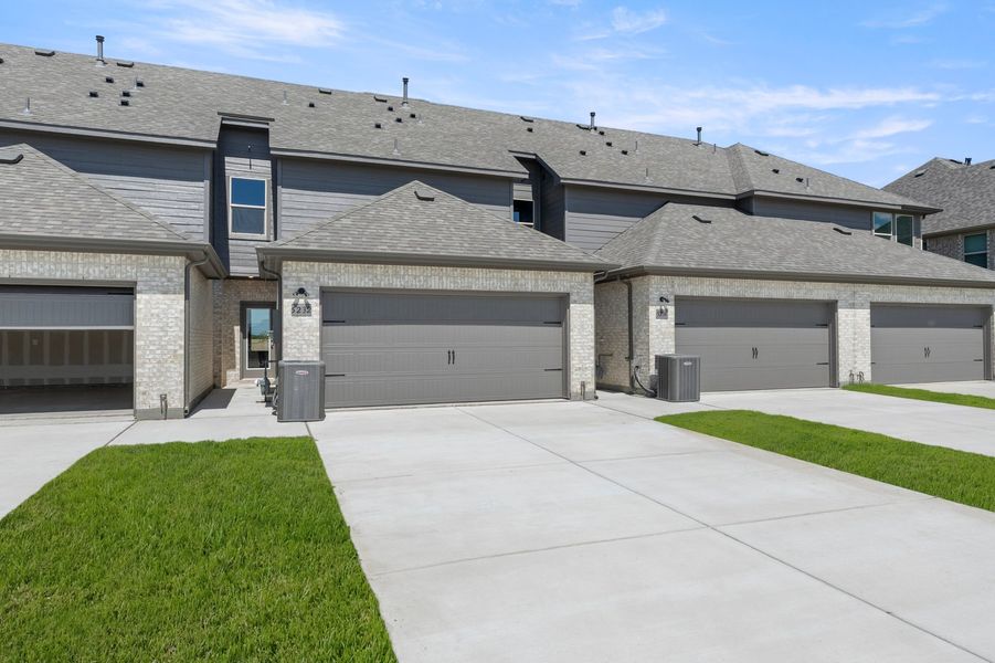 Front exterior of a new home in Creekshaw, Royse City, TX, highlighting curb appeal (Image 28).