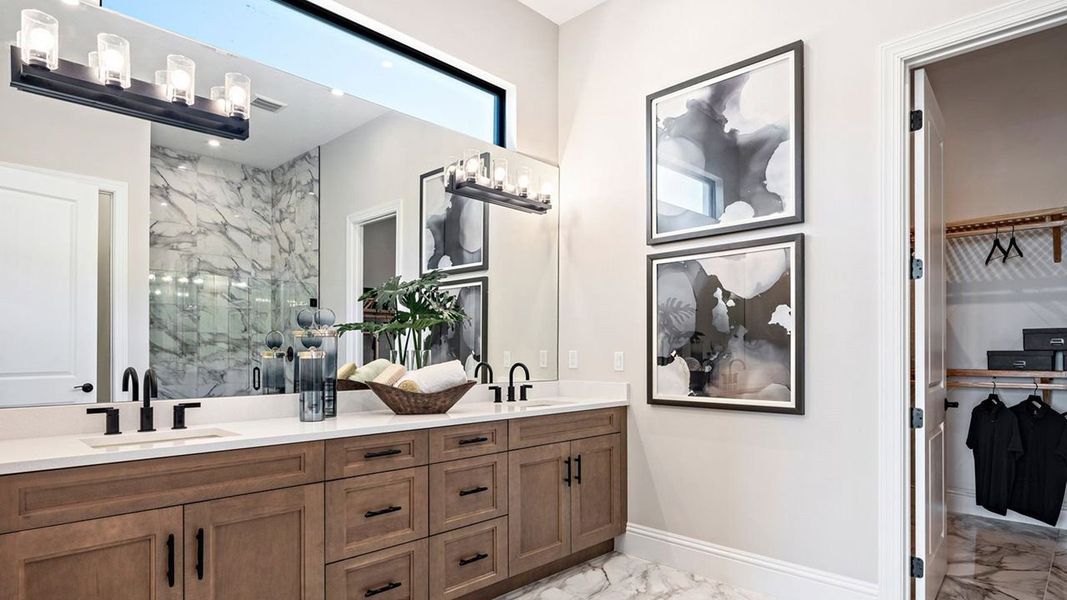 Owner's Bath Owner's Bath