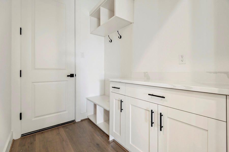 Image 19 of a home in Hallimore Ranch.