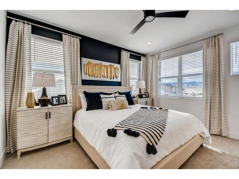 Furnished interior view inside a new home in Mountain Brook, Longmont (Image 3).