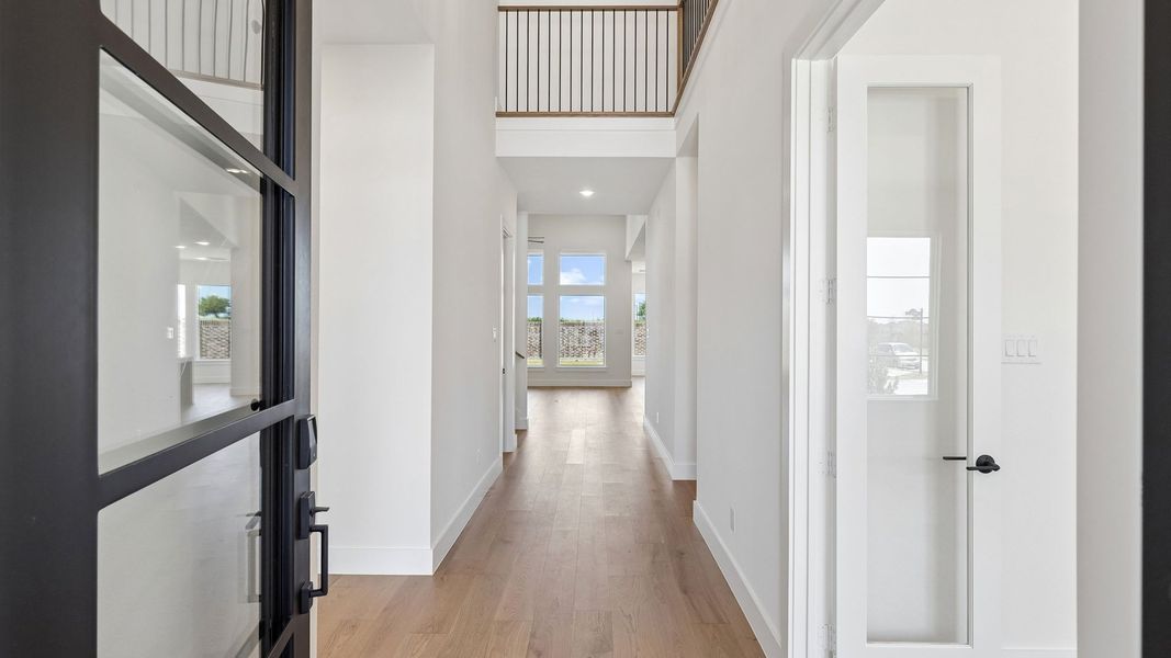Representative unfurnished interior of a home built from the Custom by Southgate Homes in Prosper Ridge, Prosper (Image 10).