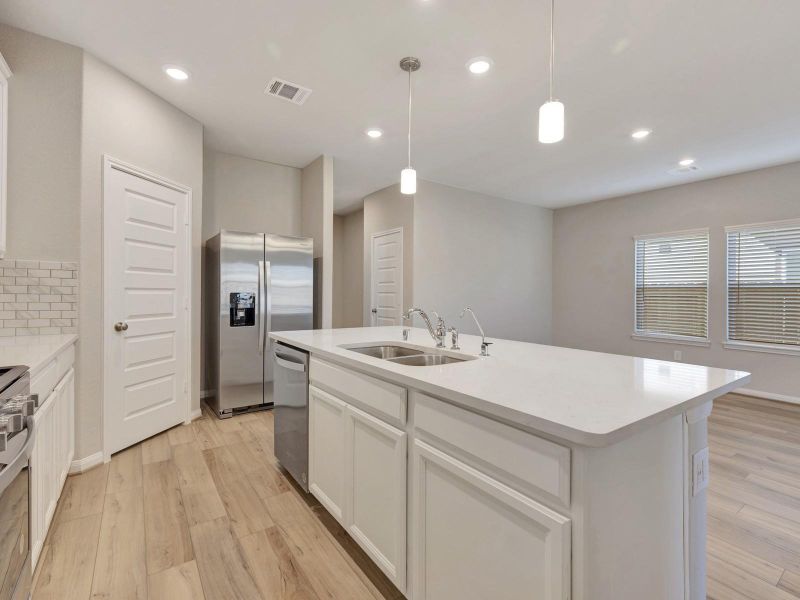 Photo is not of the actual home, but is an inspirational photo of builder’s model home and may depict options, furnishings, and/or decorator features that are not included Photo is not of the actual home, but is an inspirational photo of builder’s model home and may depict options, furnishings, and/or decorator features that are not included