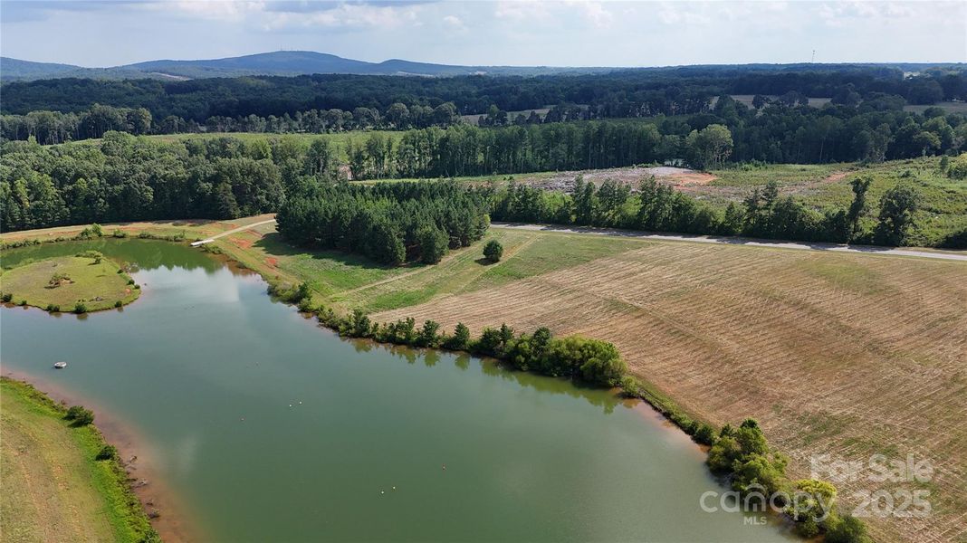 Natural landscape and outdoor views near in Catawba (Image 13). Natural landscape and outdoor views near in Catawba (Image 13).