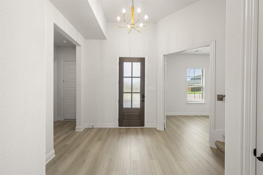 Spacious, unfurnished interior of a new home in BridgeWater - Phase 1, Midlothian (Image 37).