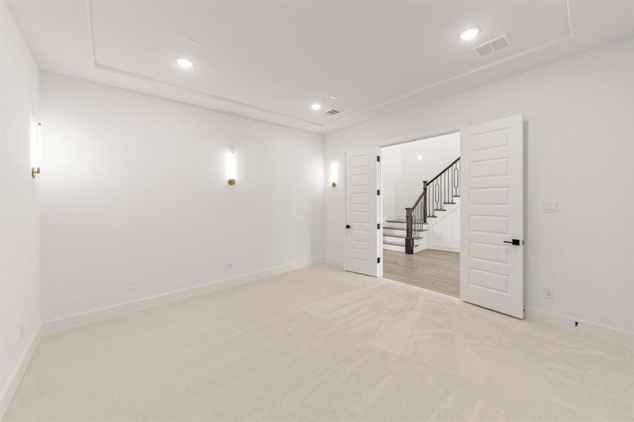 16. 681 Capella - Media