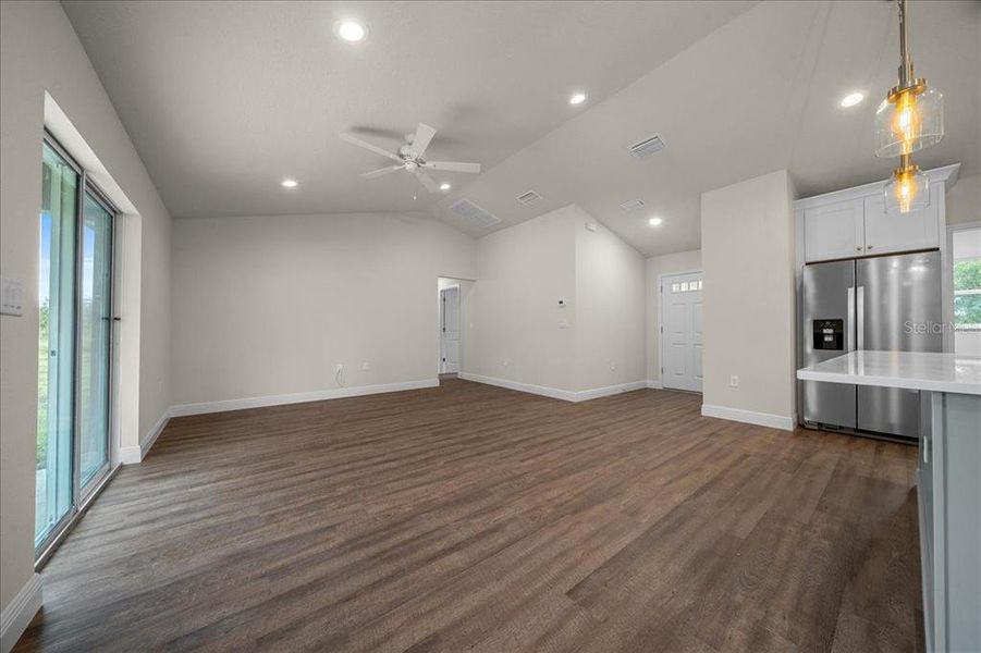 Spacious, unfurnished interior of a new home in , Ocklawaha (Image 38). Spacious, unfurnished interior of a new home in , Ocklawaha (Image 38).
