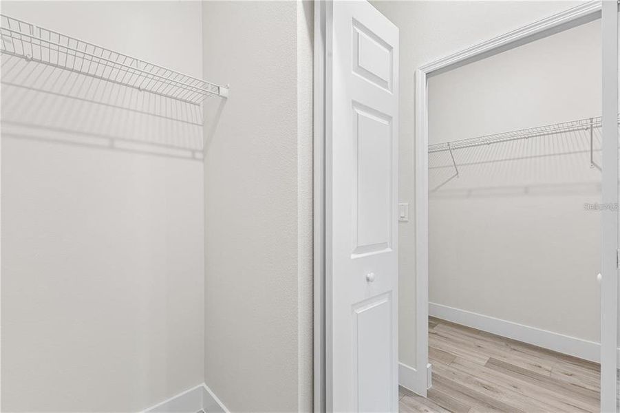 Spacious, unfurnished interior of a new home in , Ocala (Image 23).