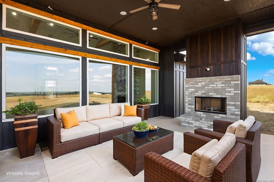 Exterior details and patio area of a home in , La Vernia (Image 21).
