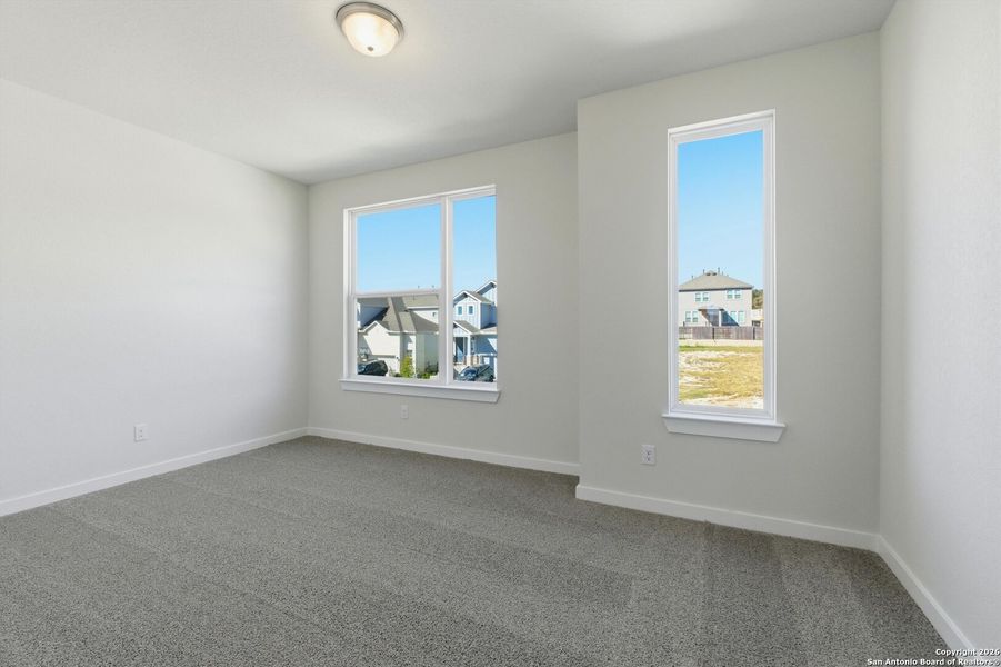 Spacious, unfurnished interior of a new home in Park Hill Commons, San Antonio (Image 10).