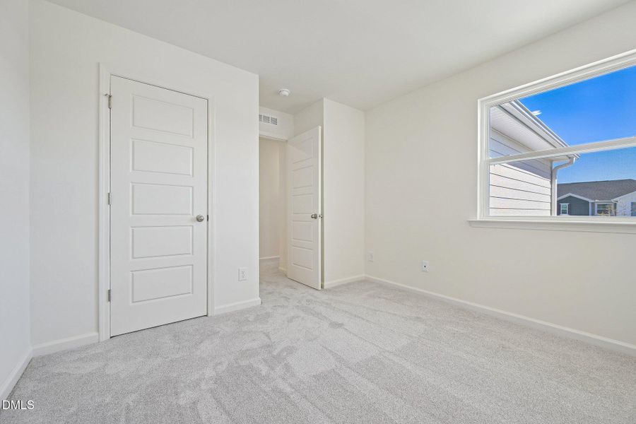 32-web-or-mls-Oakdale Dr-S2204-032 32-web-or-mls-Oakdale Dr-S2204-032