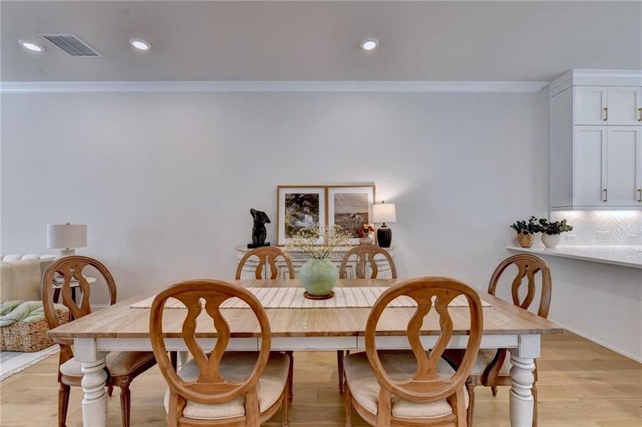 Furnished interior view inside a new home in , Alpharetta (Image 10).