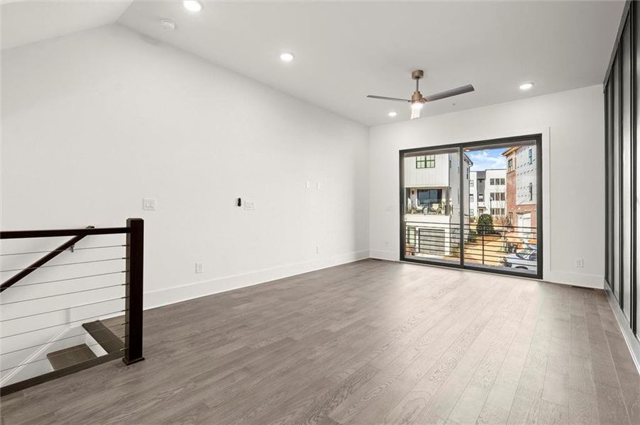 Spacious, unfurnished interior of a new home in , Alpharetta (Image 19).