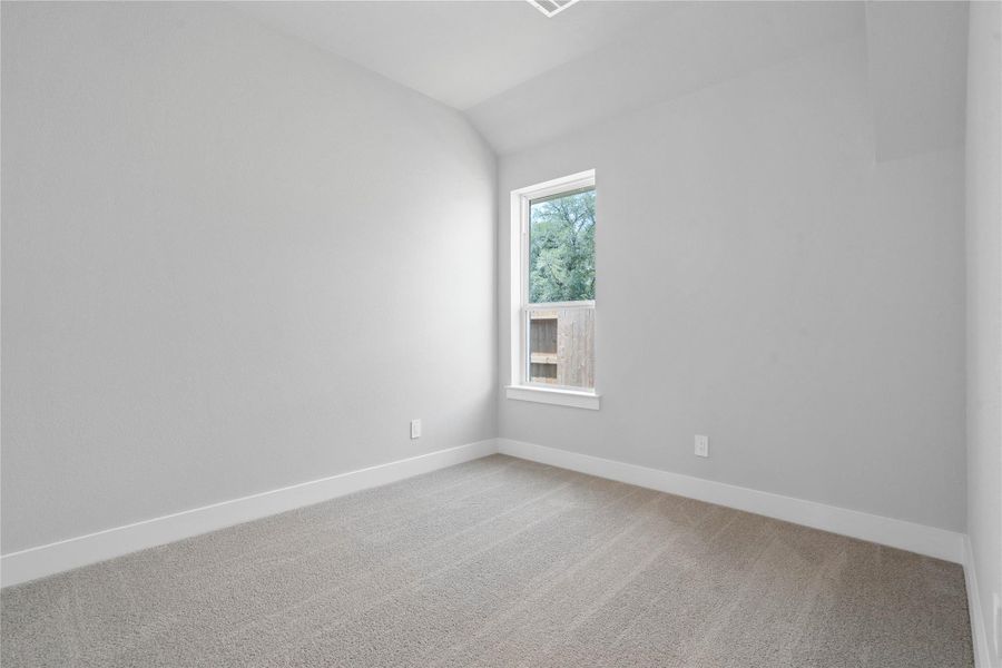 Spacious, unfurnished interior of a new home in Sorella, Tomball (Image 19). Spacious, unfurnished interior of a new home in Sorella, Tomball (Image 19).
