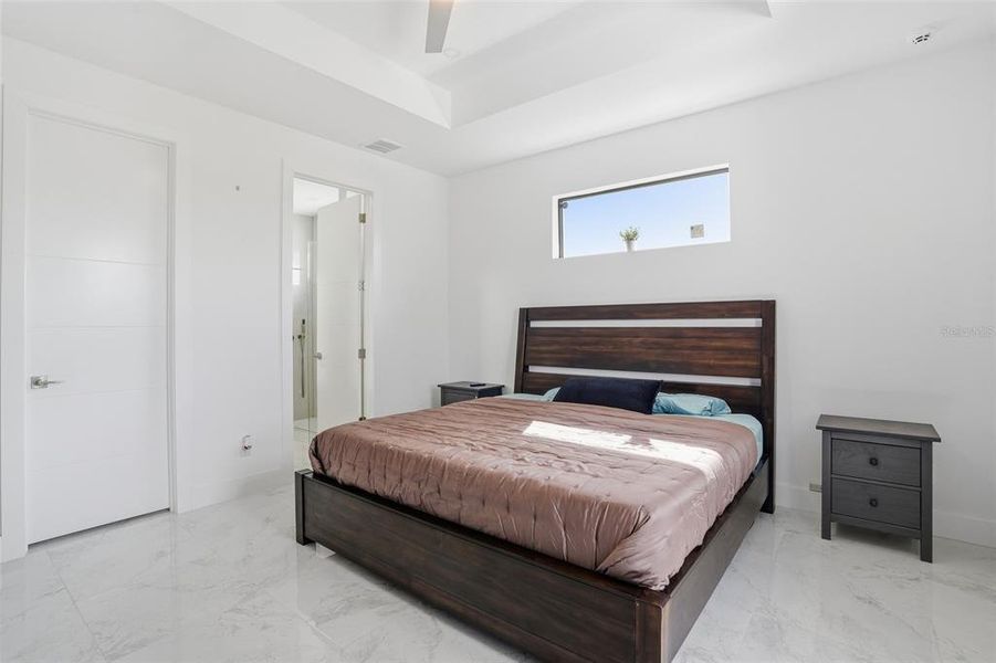 Furnished interior view inside a new home in , Cape Coral (Image 18).