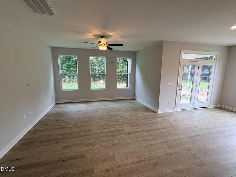 Spacious, unfurnished interior of a new home in Woodland Crossing, Zebulon (Image 12).