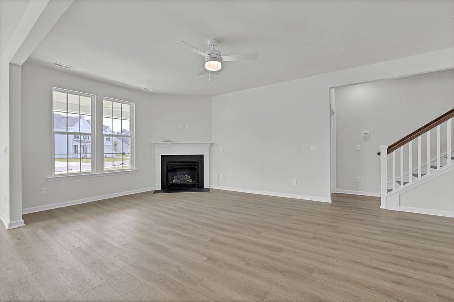 Spacious, unfurnished interior of a new home in Grand Park, Leland (Image 16).