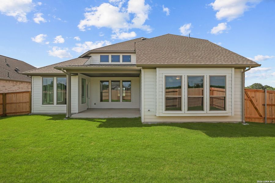 Exterior details and patio area of a home in Buffalo Crossing, Cibolo (Image 3).