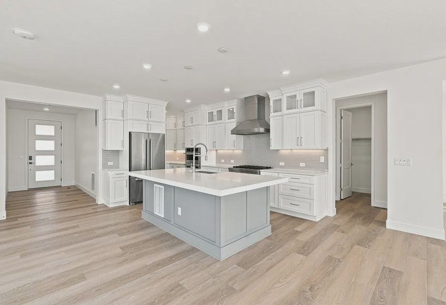 Homesite 12 Kitchen - 2 of 21