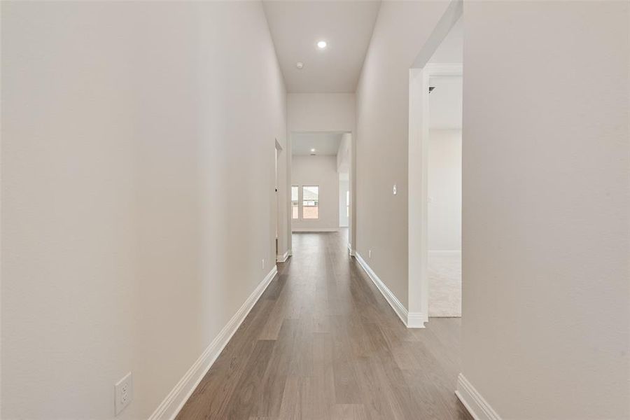 Spacious, unfurnished interior of a new home in Villages of Creekwood, Frisco (Image 27).