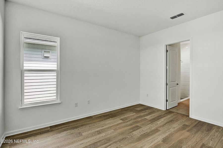 Spacious, unfurnished interior of a new home in , St. Augustine (Image 14).
