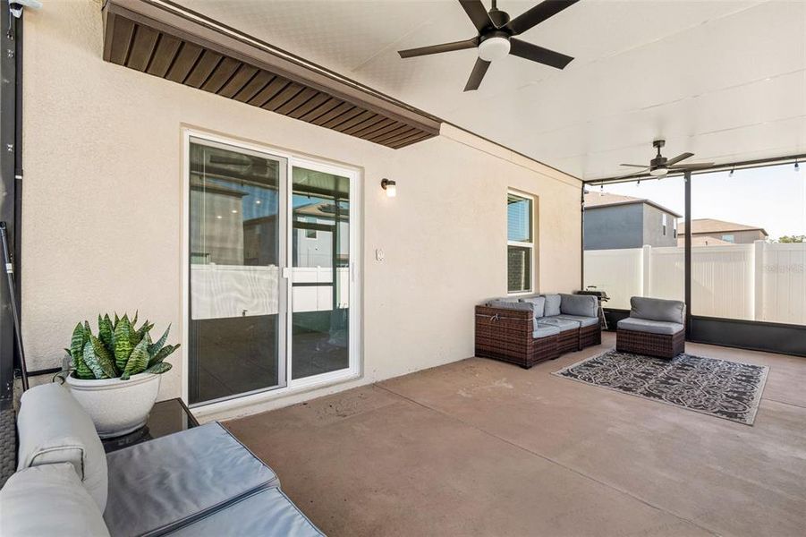 Exterior details and patio area of a home in , Zephyrhills (Image 4).