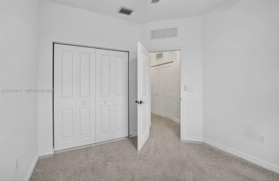 Spacious, unfurnished interior of a new home in , Lauderhill (Image 26).