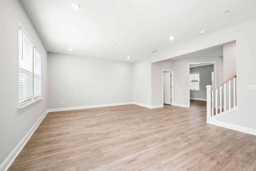 Spacious, unfurnished interior of a new home in Salem Bay, Beaufort (Image 16).